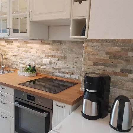 Baltic Oak Line Apartment